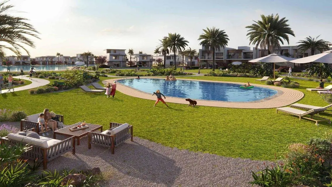 Experience Luxury in Silver Sands Apartment on the North Coast