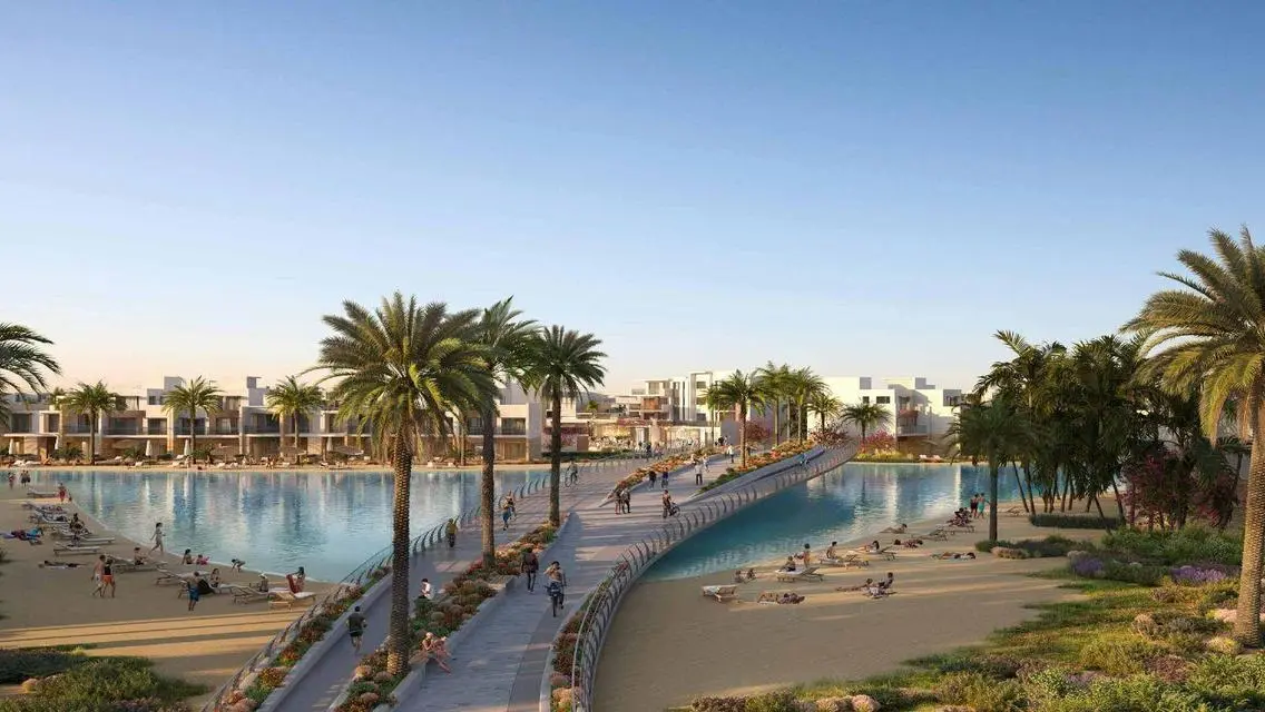 Experience Luxury in Silver Sands Apartment on the North Coast