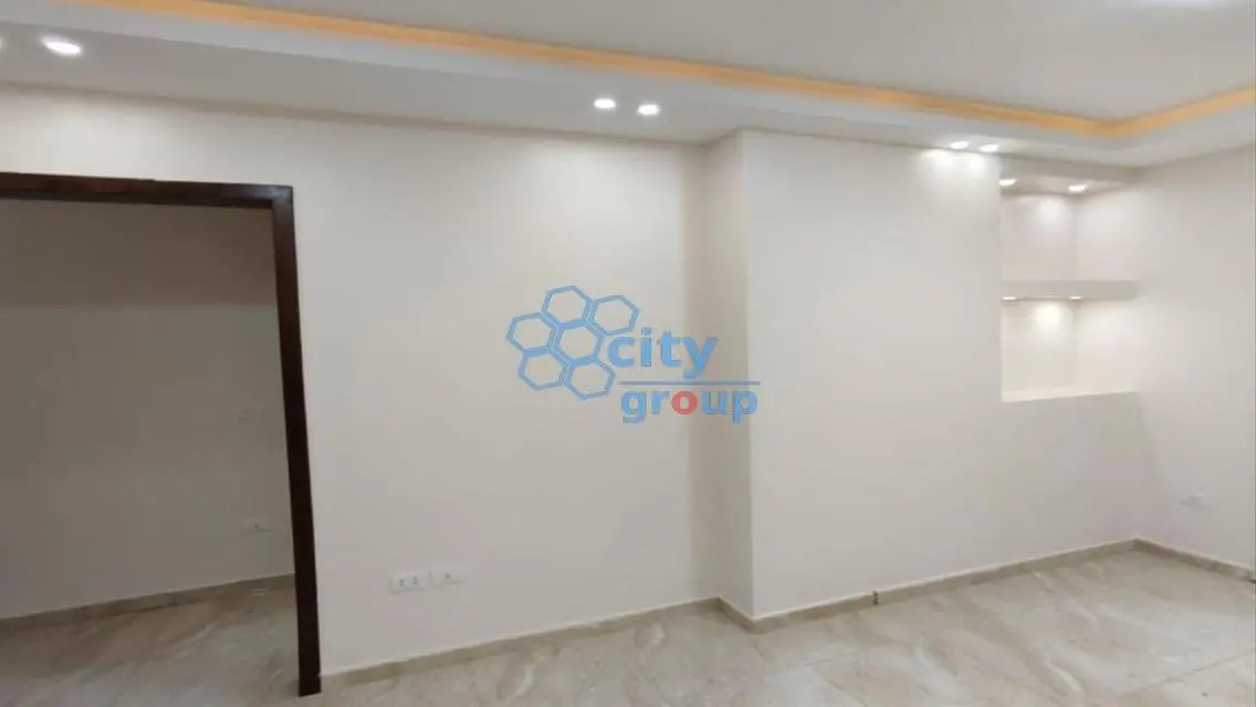 180 Sq. M Apartment for Rent in the Heart of the City