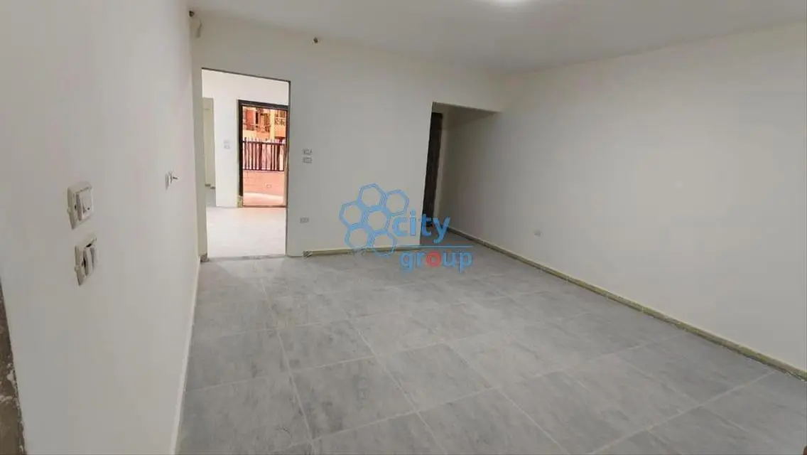 180 Sq. M Apartment for Rent in the Heart of the City