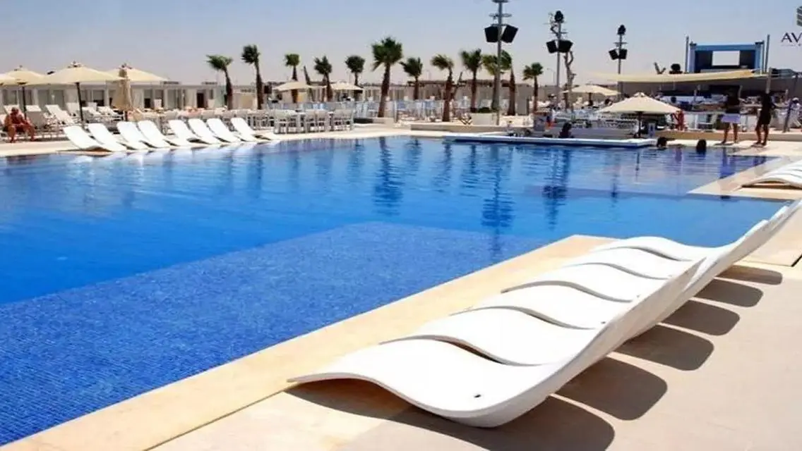 Stunning 3-Bedroom Apartment with Premium Amenities