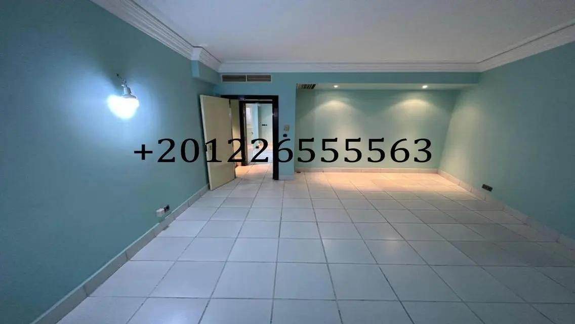 شقة فاخرة للبيع بمساحة 800 متر