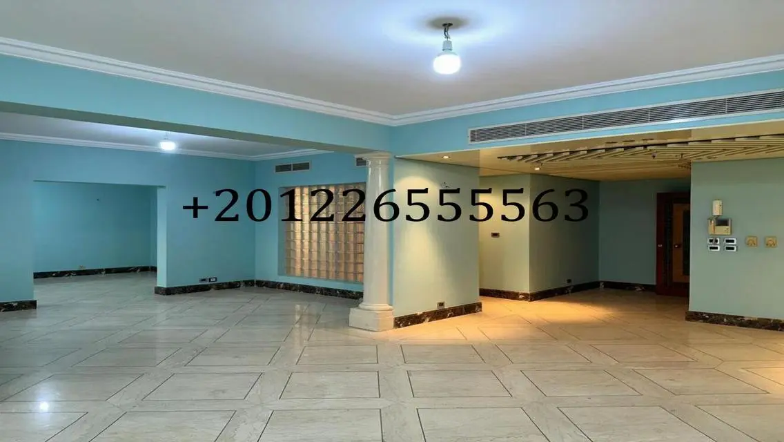 شقة فاخرة للبيع بمساحة 800 متر