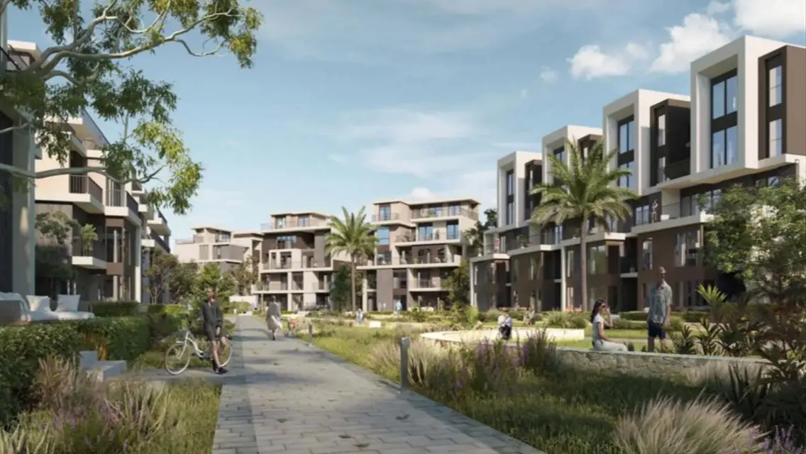Luxury Apartment Overlooking Lakes with Three Bedrooms