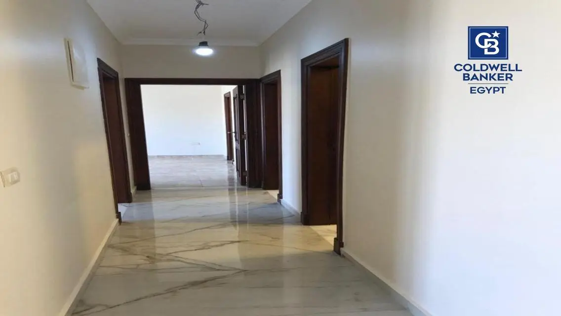 Luxury Apartment with Spacious Living in Cairo