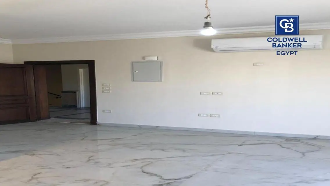 Luxury Apartment with Spacious Living in Cairo