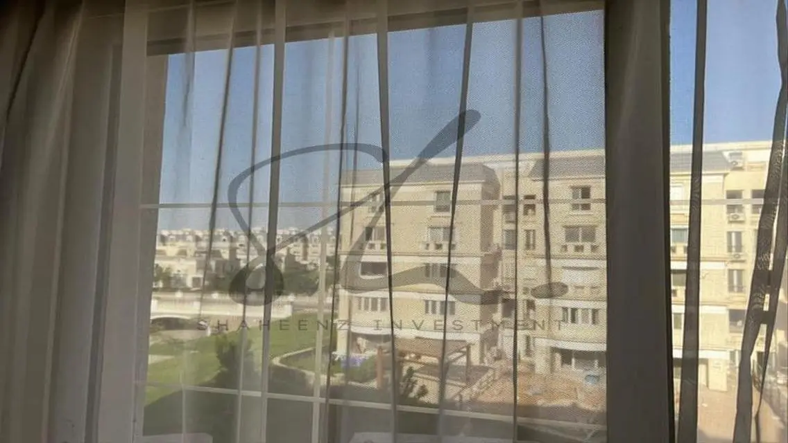 Luxury Apartment with Mountain View and Premium Amenities