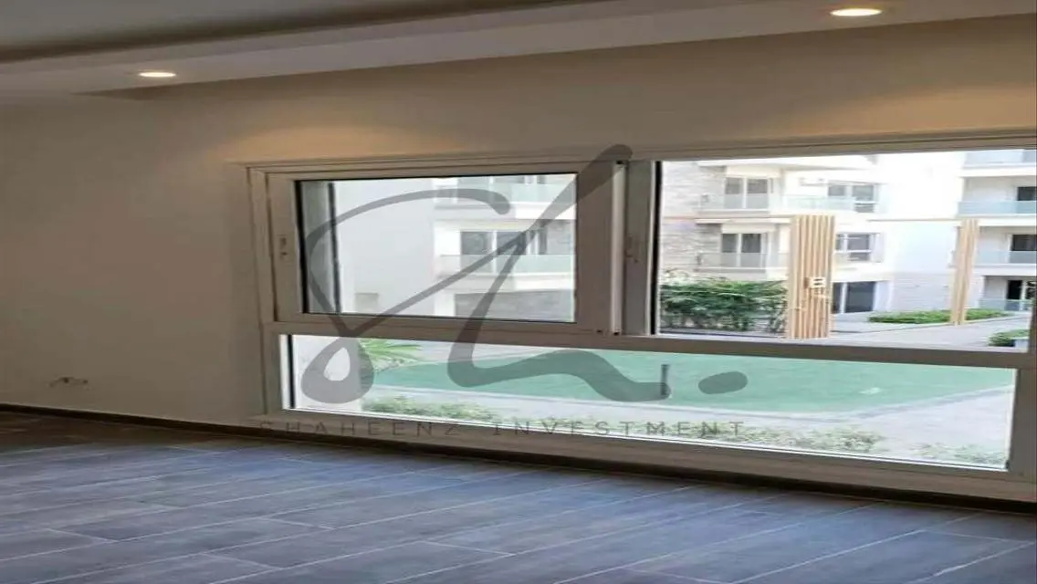 Luxury Apartment with Mountain View and Premium Amenities