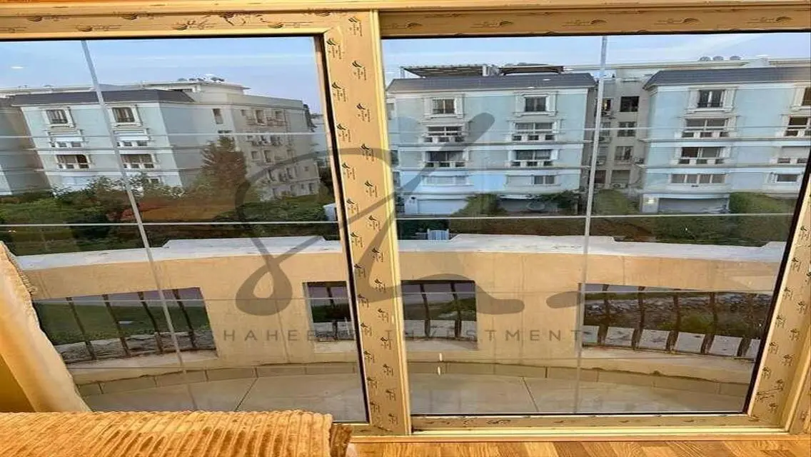 Luxury Apartment with Mountain View and Premium Amenities