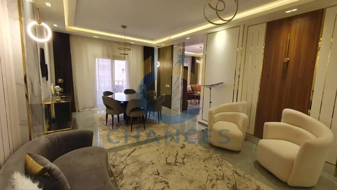شقة فاخرة للإيجار في فرص العقارات