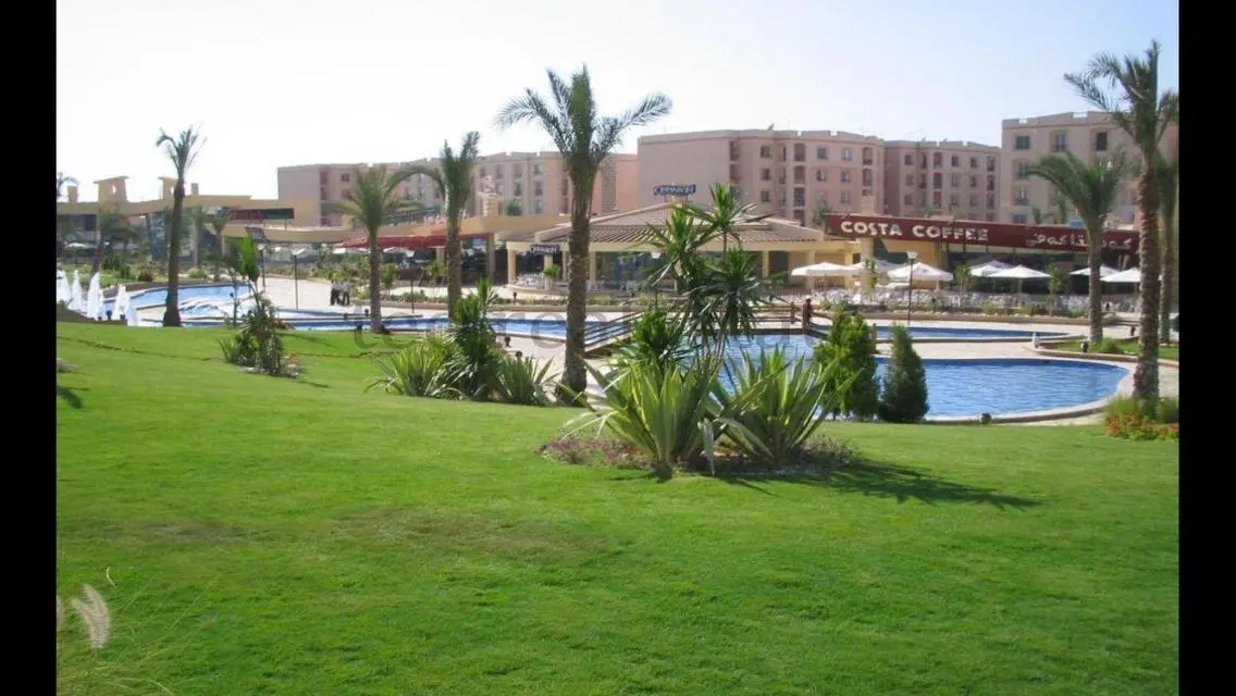 Luxury Villa with Balcony and Security Guard
