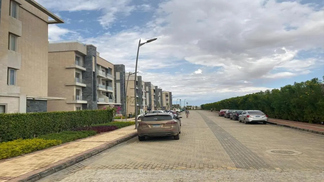 Luxurious Apartment in Galleria Moon Valley - 15,500,000 EGP
