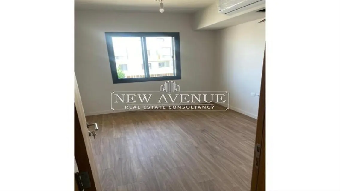 فيلا رائعة للبيع في V-Residence سوديك