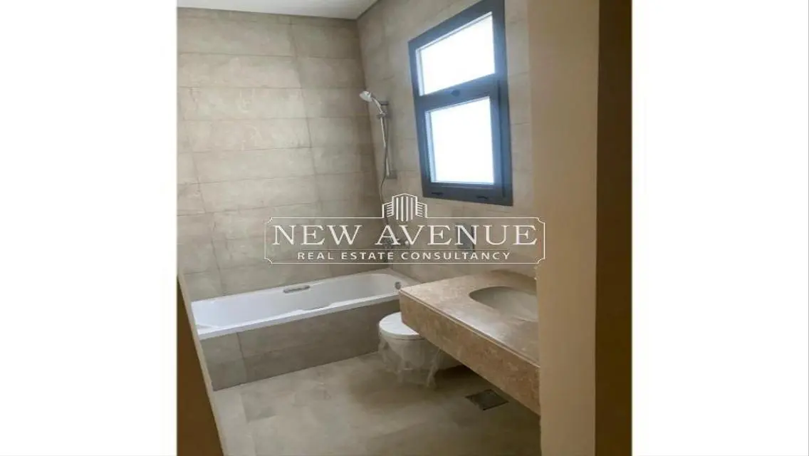 فيلا رائعة للبيع في V-Residence سوديك