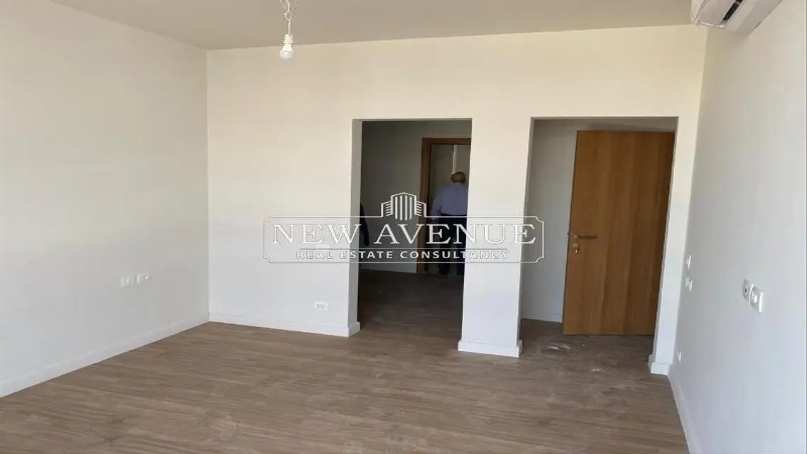 فيلا رائعة للبيع في V-Residence سوديك