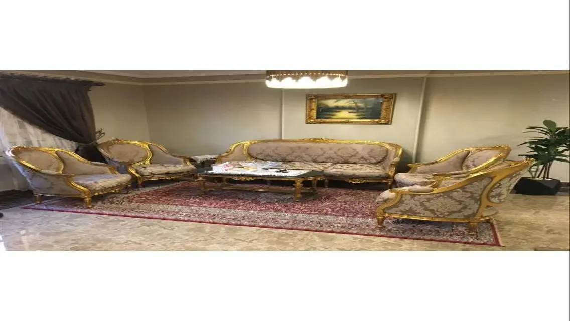 شقة عصرية للبيع في موقع مميز
