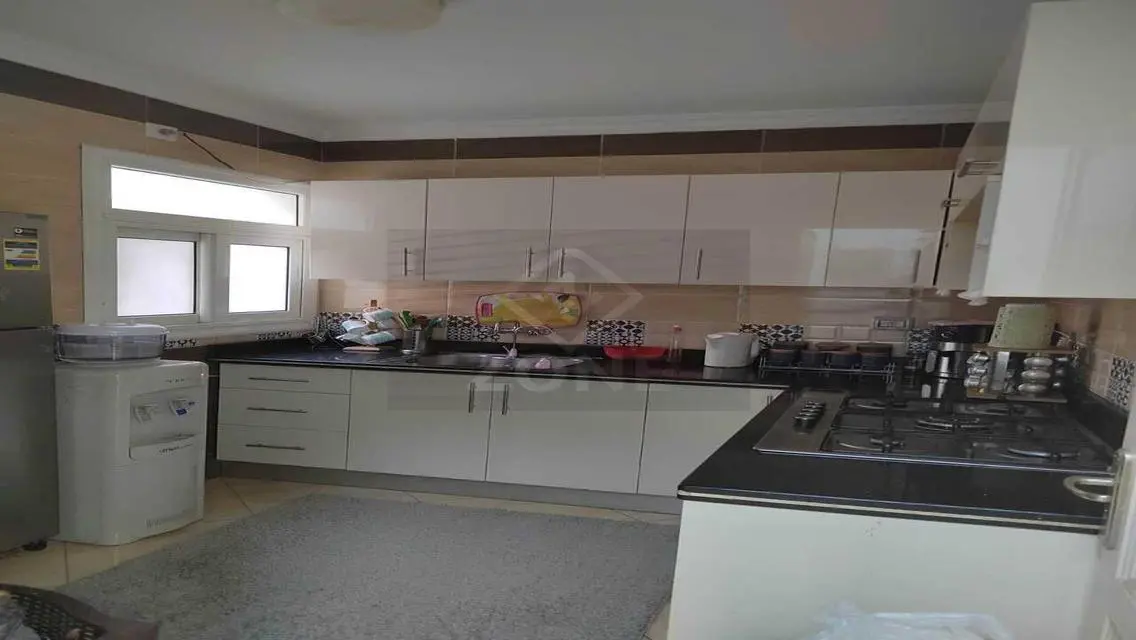 -140 B10- Luxury Apartment