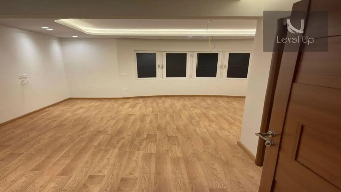 Luxury Apartment with Private Garden – 278 Sq. M.