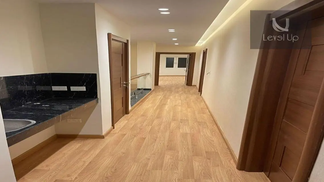 Luxury Apartment with Private Garden – 278 Sq. M.