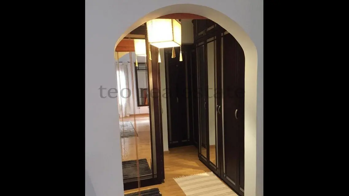 Deluxe 3-Bedroom Apartment with Private Balcony and Garden