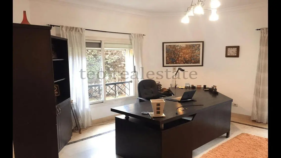 Deluxe 3-Bedroom Apartment with Private Balcony and Garden
