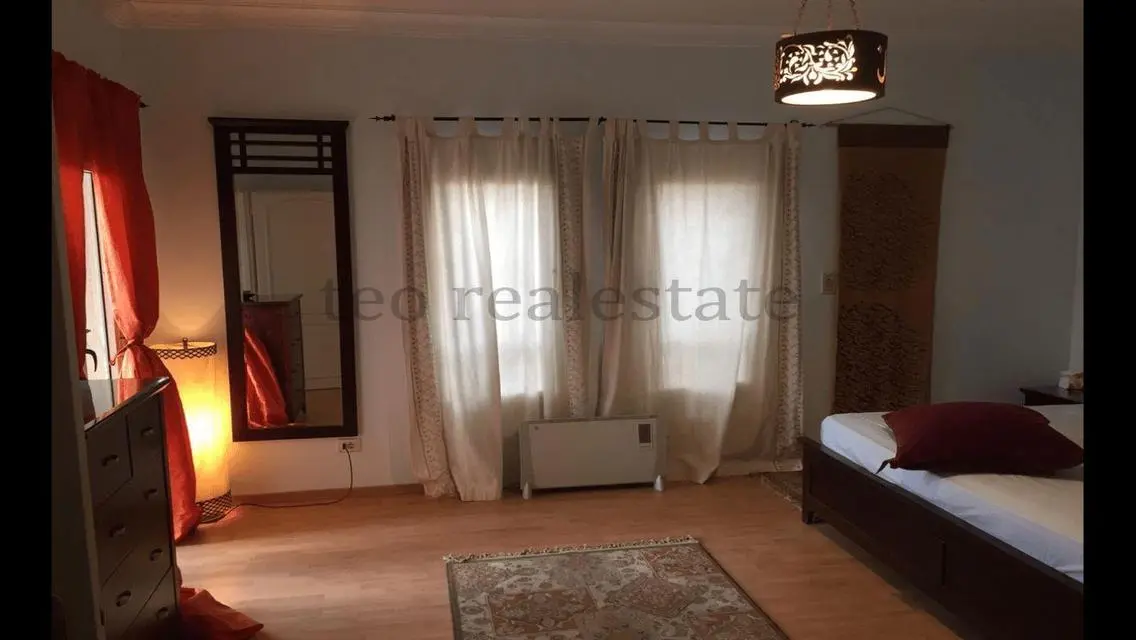Deluxe 3-Bedroom Apartment with Private Balcony and Garden