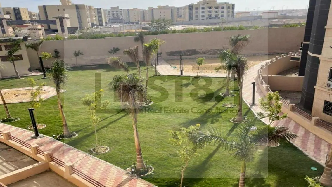 Luxury Villa for Rent in ST81 - Lake View