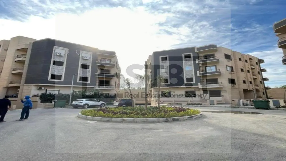 Luxury Villa for Rent in ST81 - Lake View