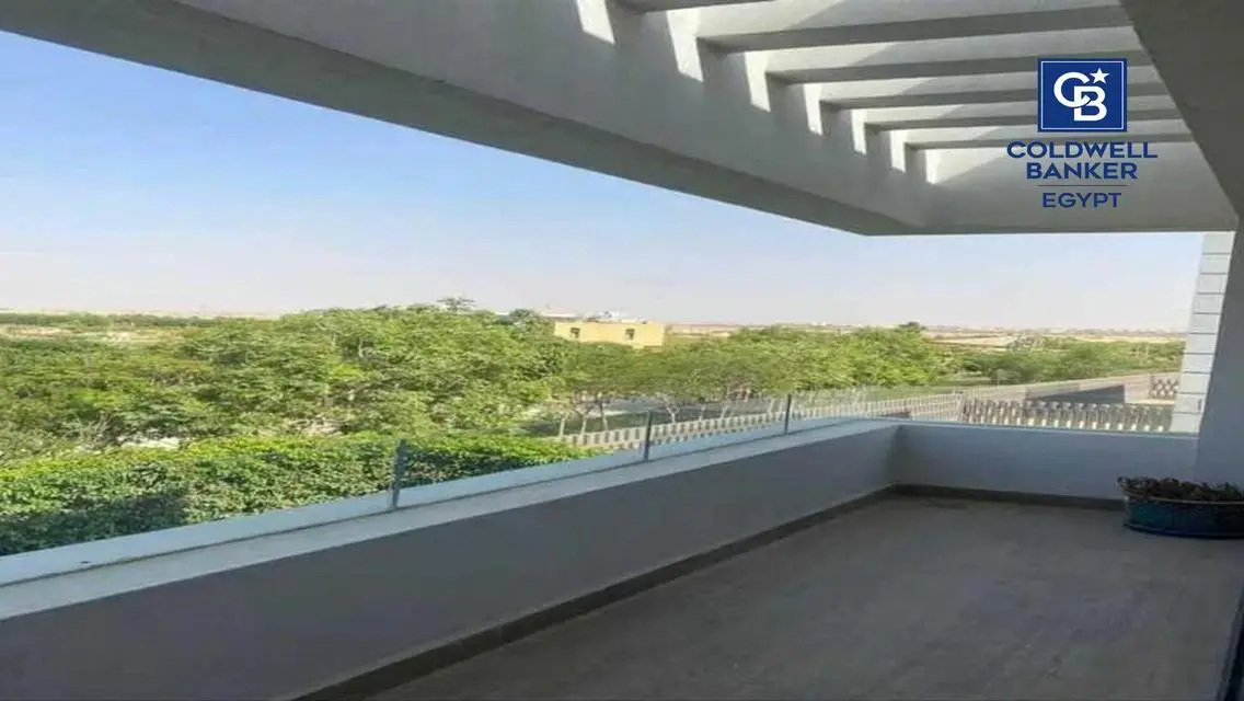 Luxurious Villa for Sale in Prime Location - 180 sqm