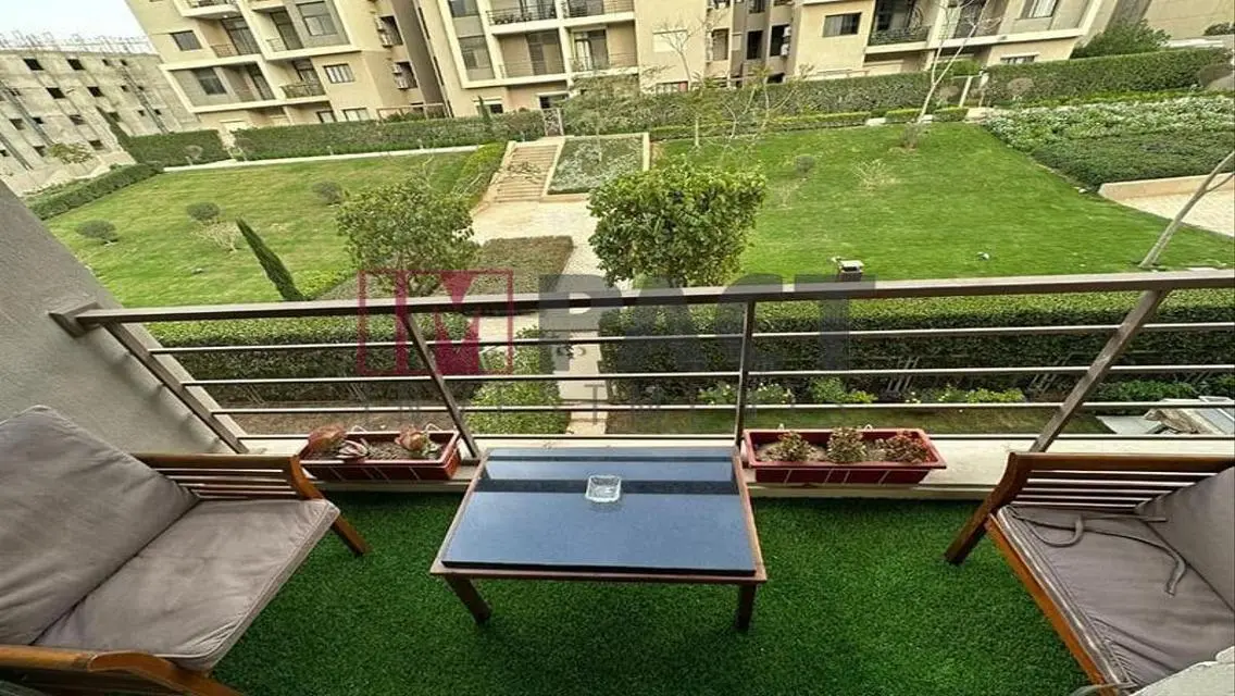 Luxurious Villa for Sale with Private Garden and Pool