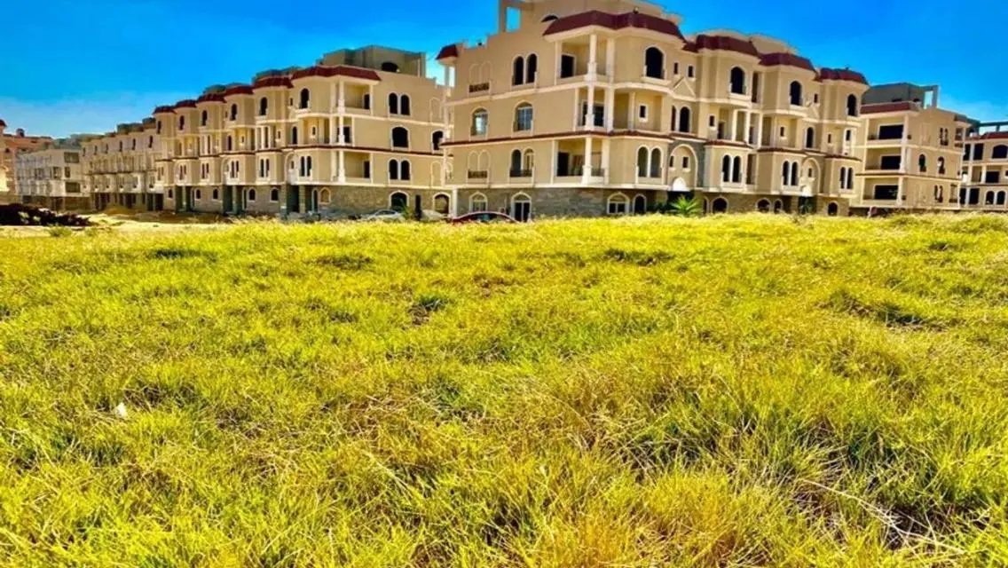 شقة رائعة مع مسبح خاص وإطلالات خلابة