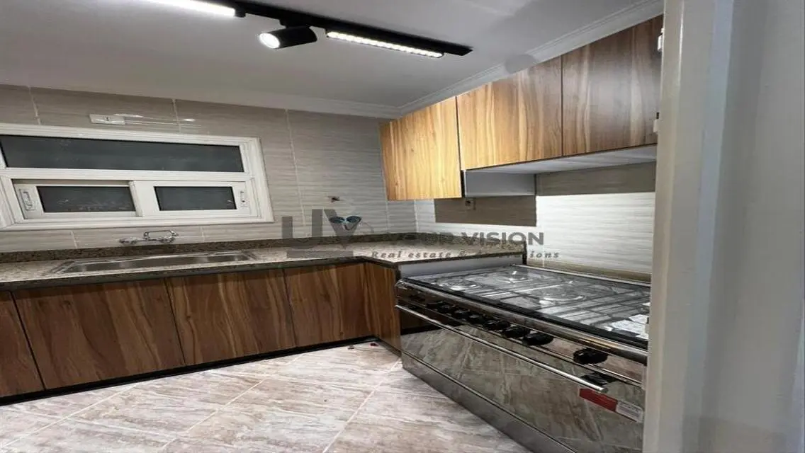 Stunning Apartment for Sale in Area 10