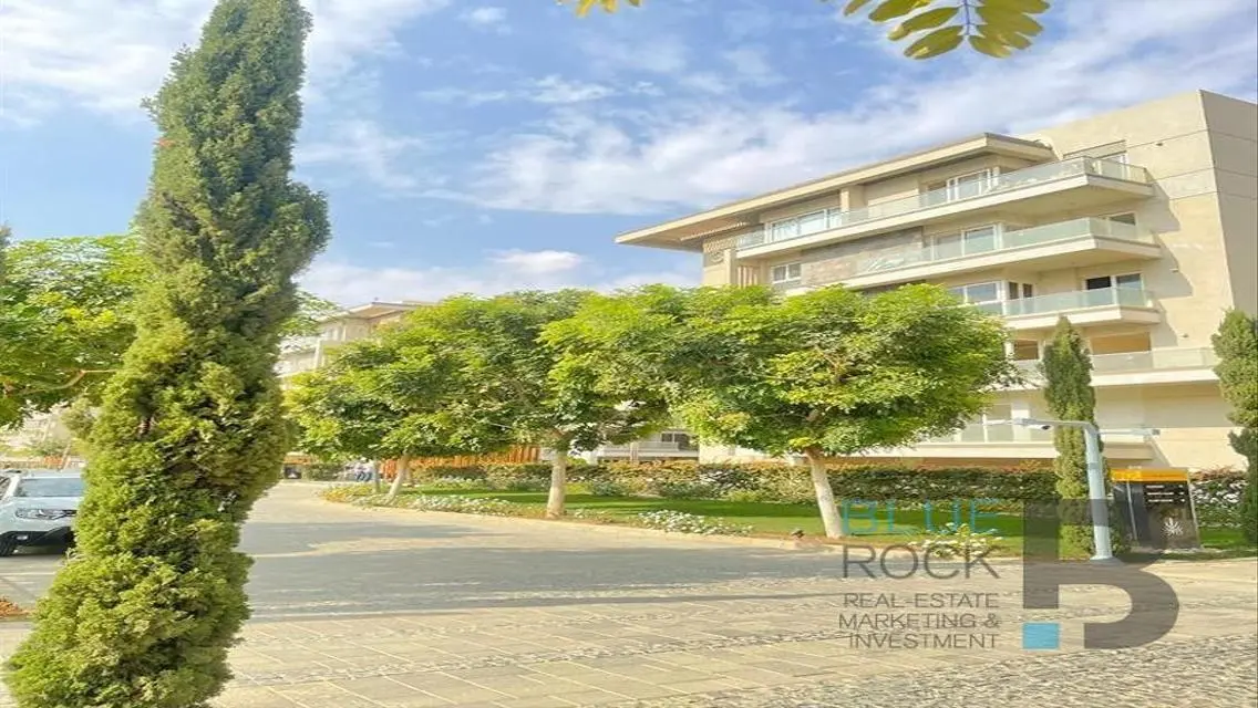 Luxurious Villa with All Amenities in Prime Location