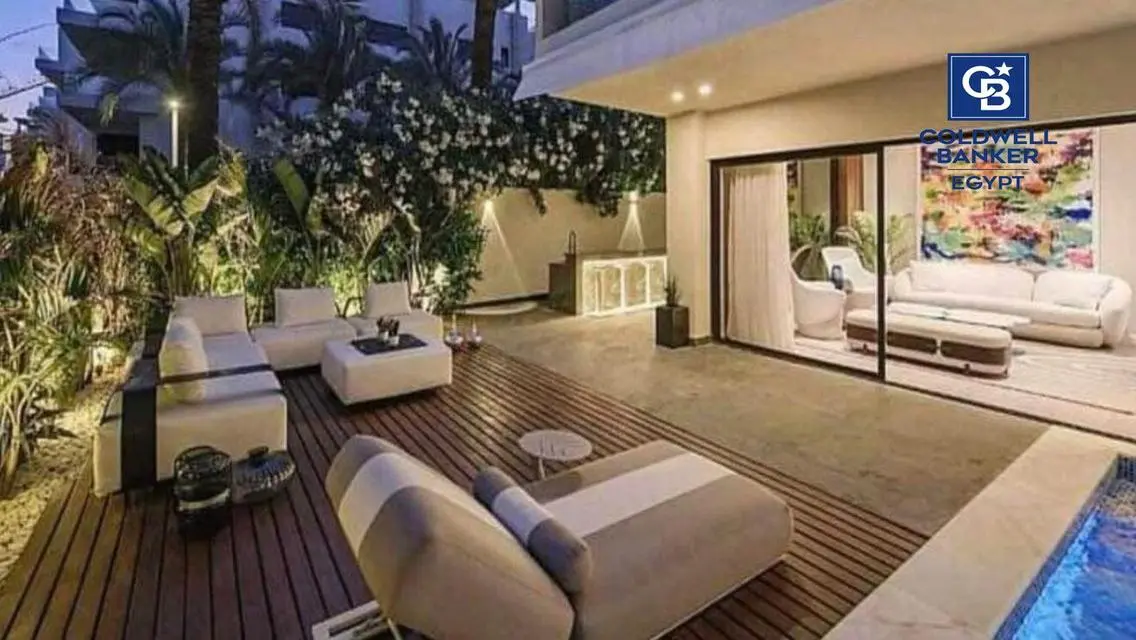Luxury Villa with Private Pool and Lake View