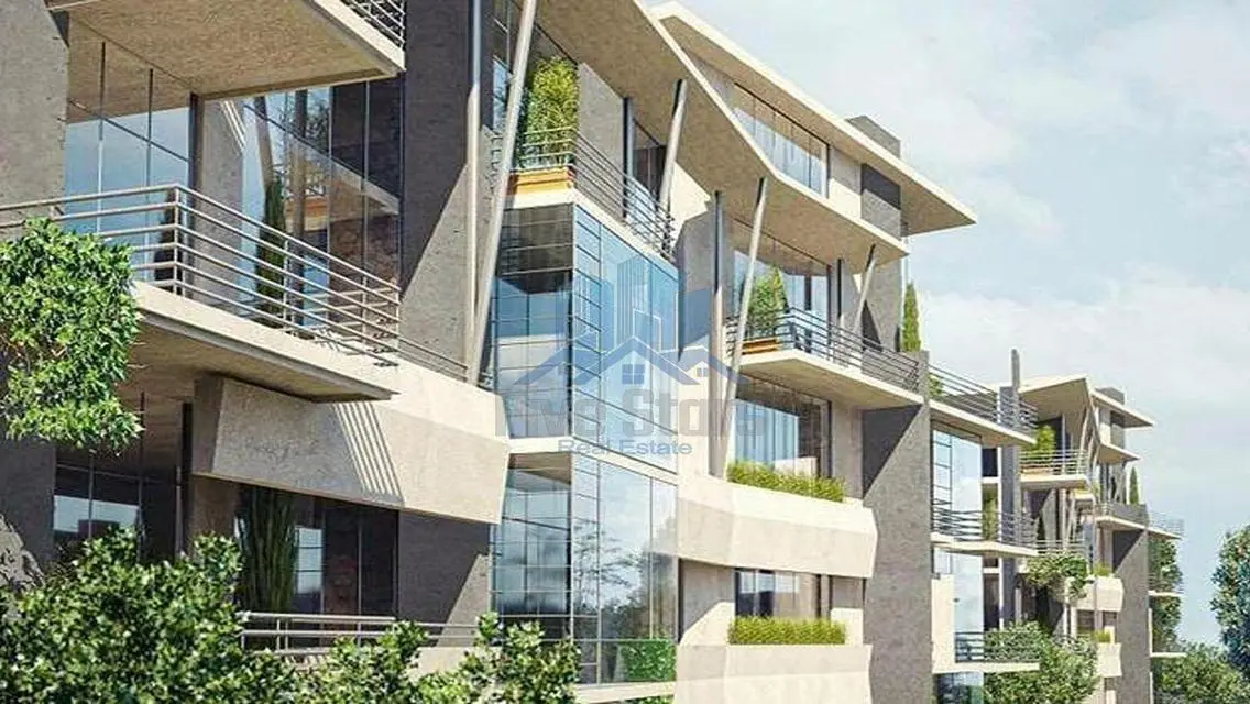 Luxurious Apartment with Spacious Design in Prime Location