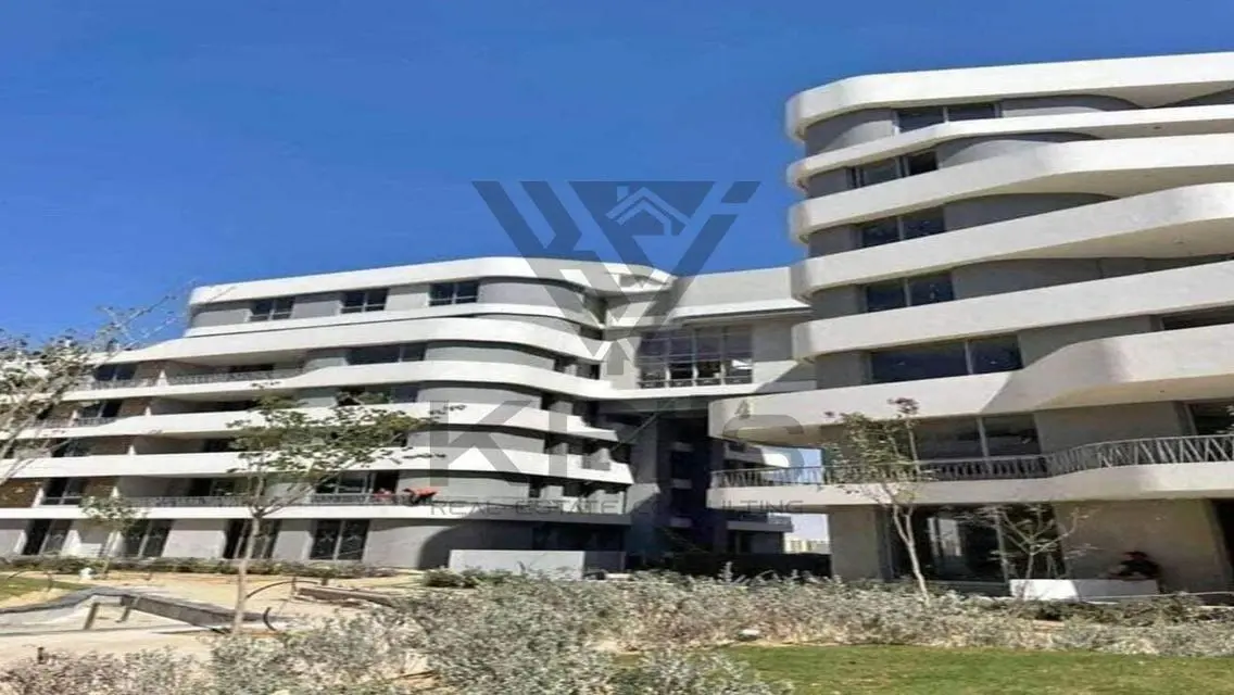 Luxury 3-Bedroom Apartment in Bloomfields