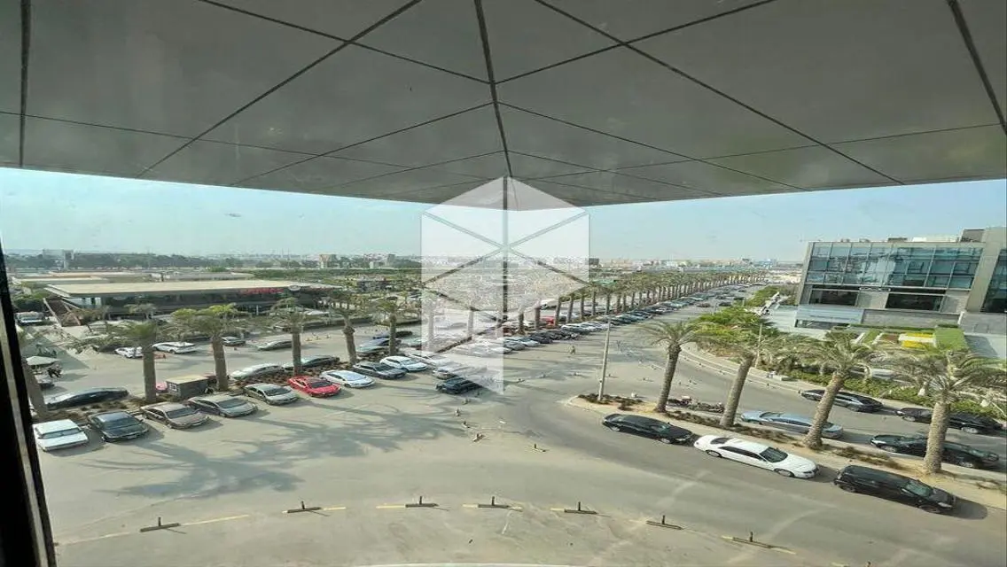 استوديو حديث متاح الآن بسعر مميز