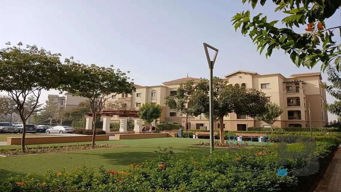 Luxurious Apartment for Sale with Spacious Layout and Stunning Views