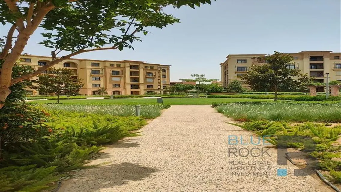 Luxurious Apartment for Sale with Spacious Layout and Stunning Views