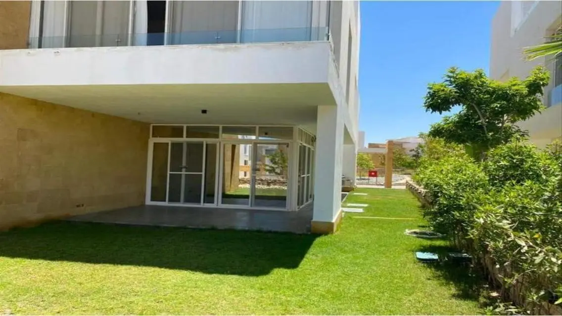 Luxurious Apartment with Full Amenities in the City Center