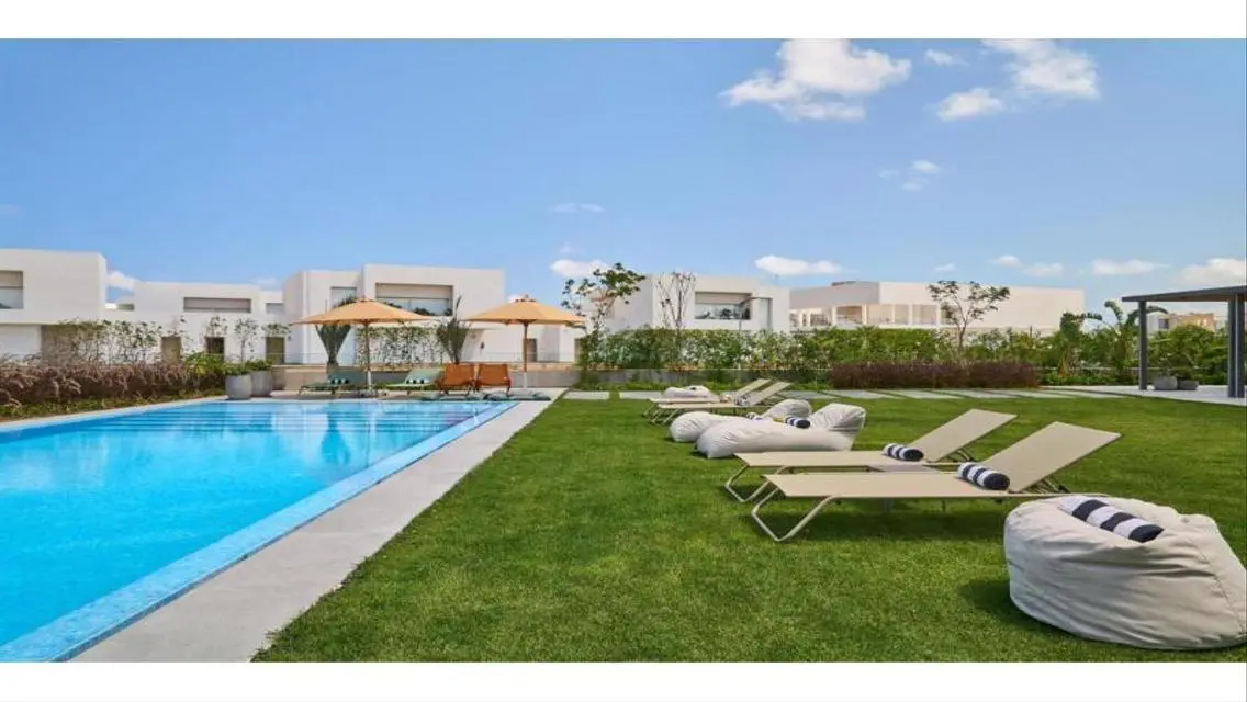 Luxurious Apartment with Full Amenities in the City Center