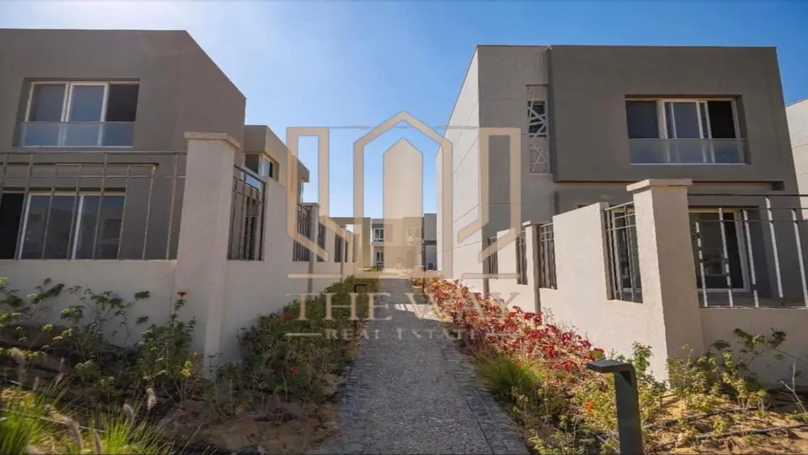 Luxurious Penthouse in Joulz Sheikh Zayed Compound