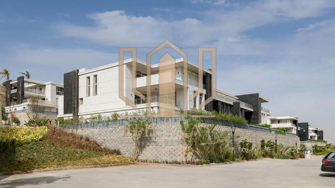 Luxurious Penthouse in Joulz Sheikh Zayed Compound