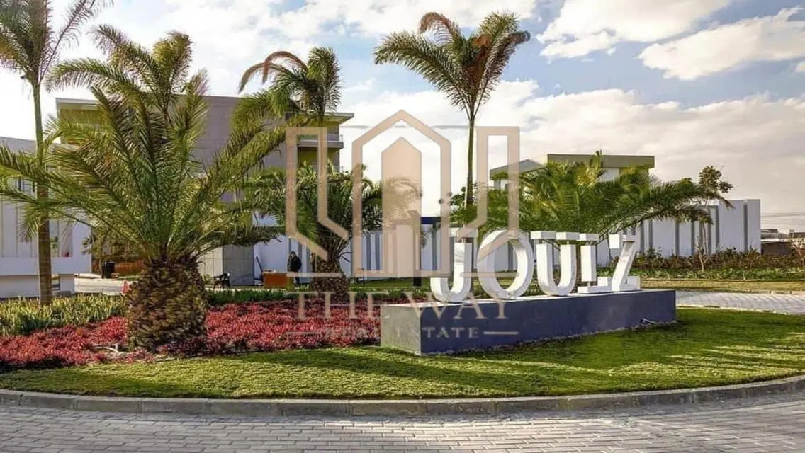 Luxurious Penthouse in Joulz Sheikh Zayed Compound