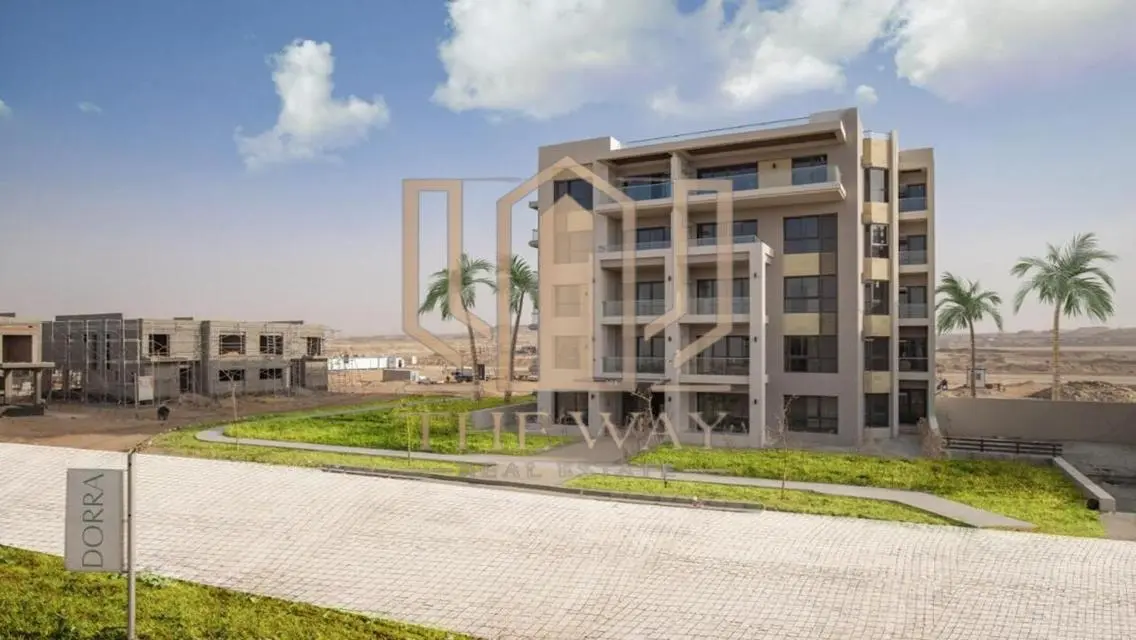 Luxurious Villa with Study Room and Balcony