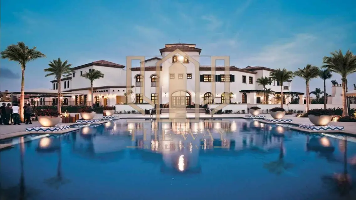 Luxury Apartment in Prime Location with Private Garden