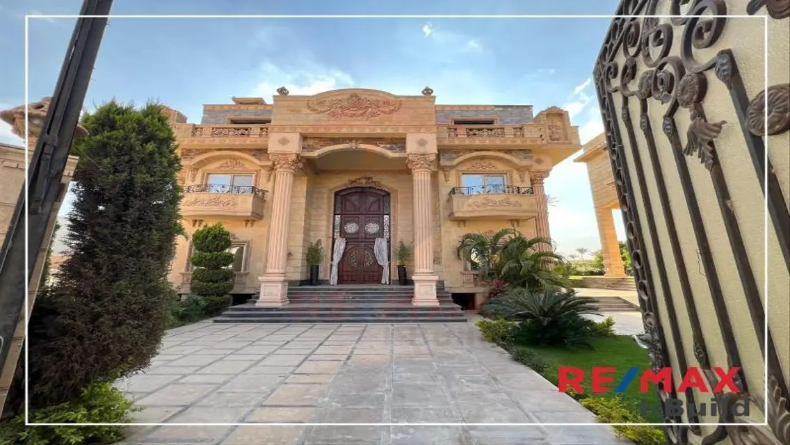 Luxury Villa for Sale with Private Garden and Pool