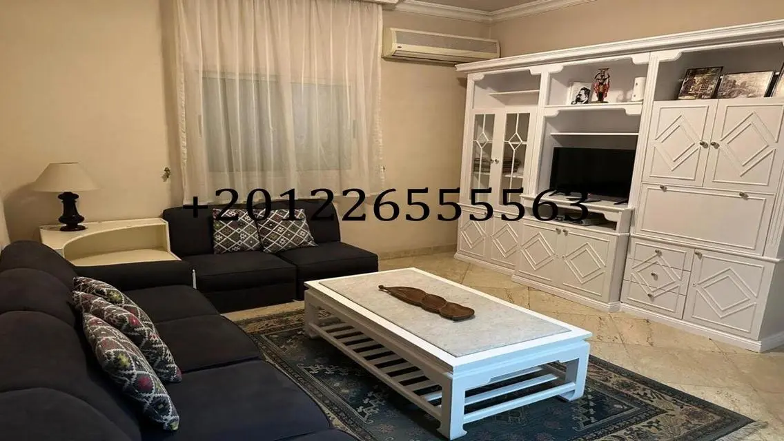 شقة للإيجار في المنطقة المميزة بسعر 35000