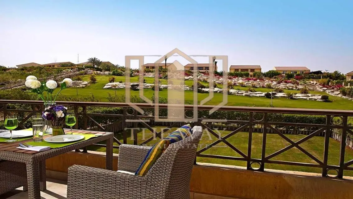 Luxurious Villa for Sale in Al-Rabwa Compound - Sheikh Zayed