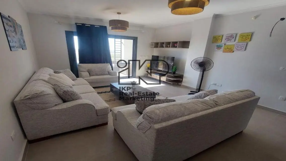 Luxury Apartment with Stunning View and Security Guard